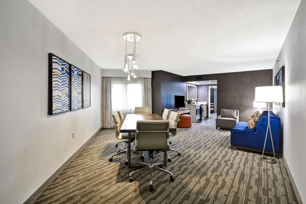 Images Embassy Suites by Hilton Charlotte