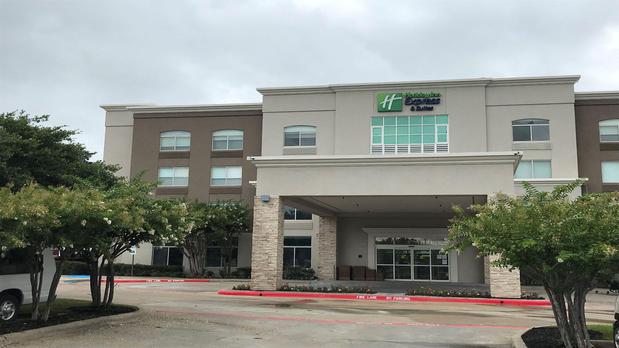 Images Holiday Inn Express & Suites Arlington North – Stadium Area by IHG