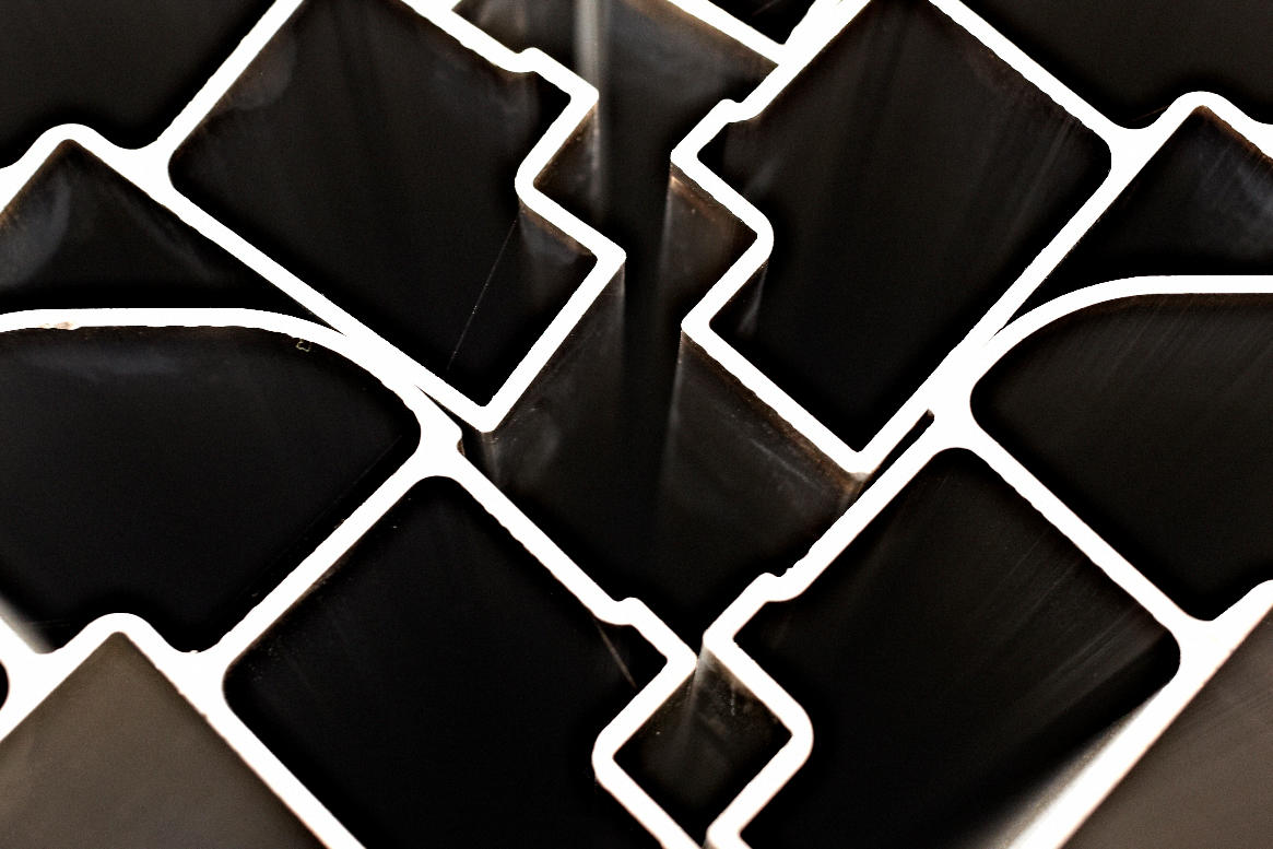 Esselmann Fahrzeugtechnik GmbH & Co. KG, Schmiedestrasse 1 in Lengenbostel