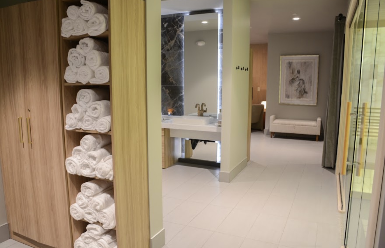 Images Woodhouse Spa - Downtown Louisville