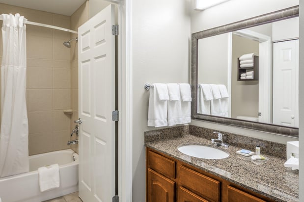 Images Staybridge Suites Kansas City-Independence by IHG