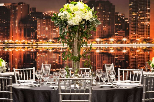 Images Hilton Chicago/Magnificent Mile Suites