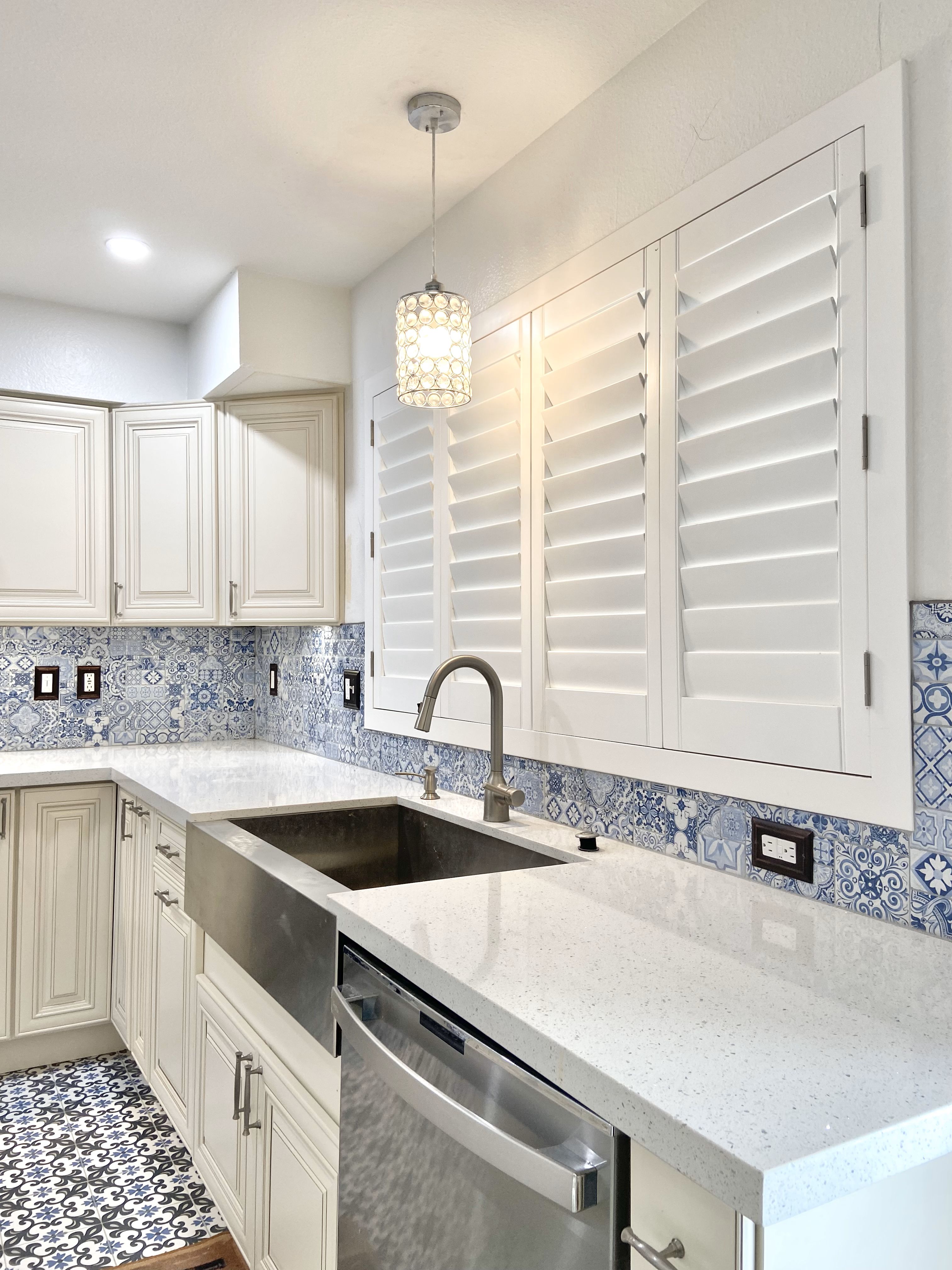 Here's another finished project by Ledezma Remodeling, showcasing a beautifully remodeled kitchen with stunning countertops. We specialize in full home remodels, bathroom remodeling, kitchen remodeling, and countertop installation. Visit our website to schedule your free consultation.