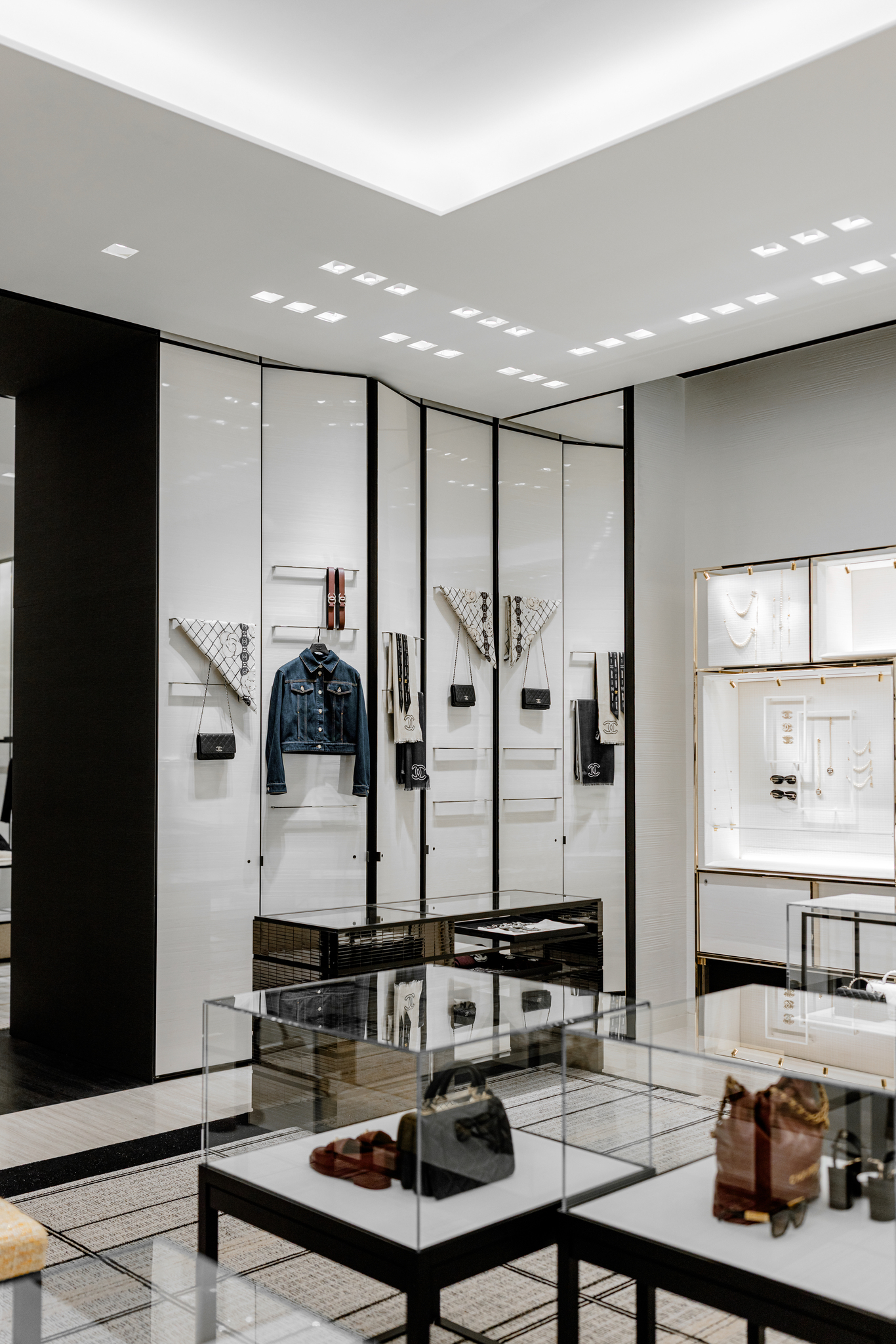 Images CHANEL