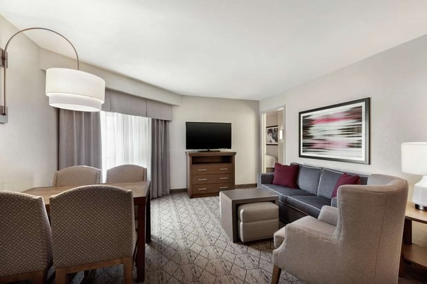 Images Homewood Suites by Hilton Portland Airport