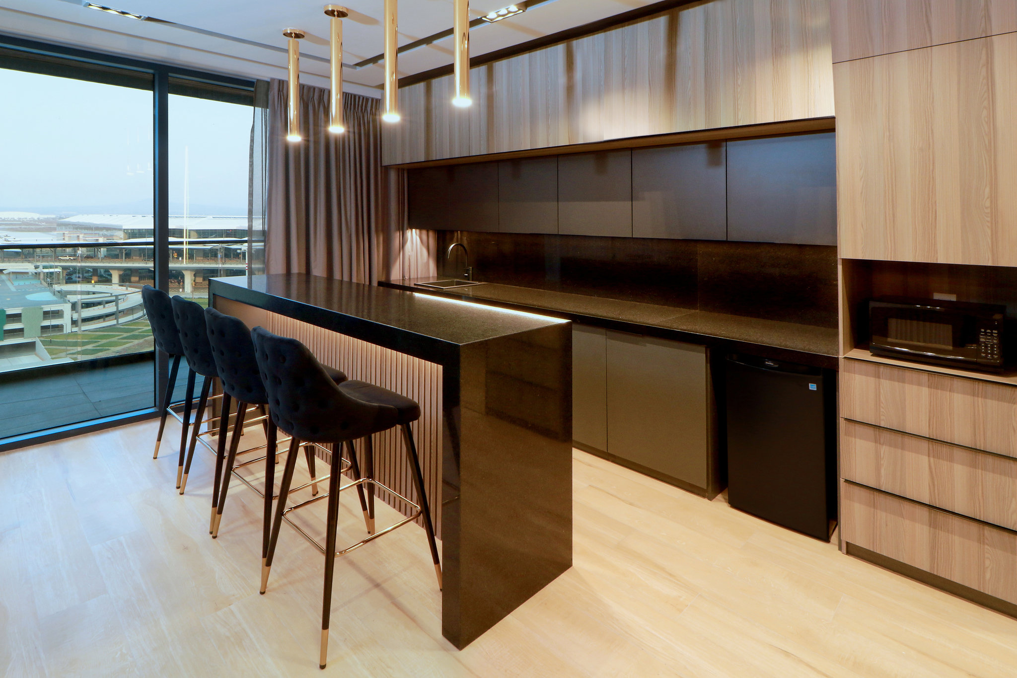 Images Holiday Inn & Suites Mexico Felipe Angeles Airport by IHG