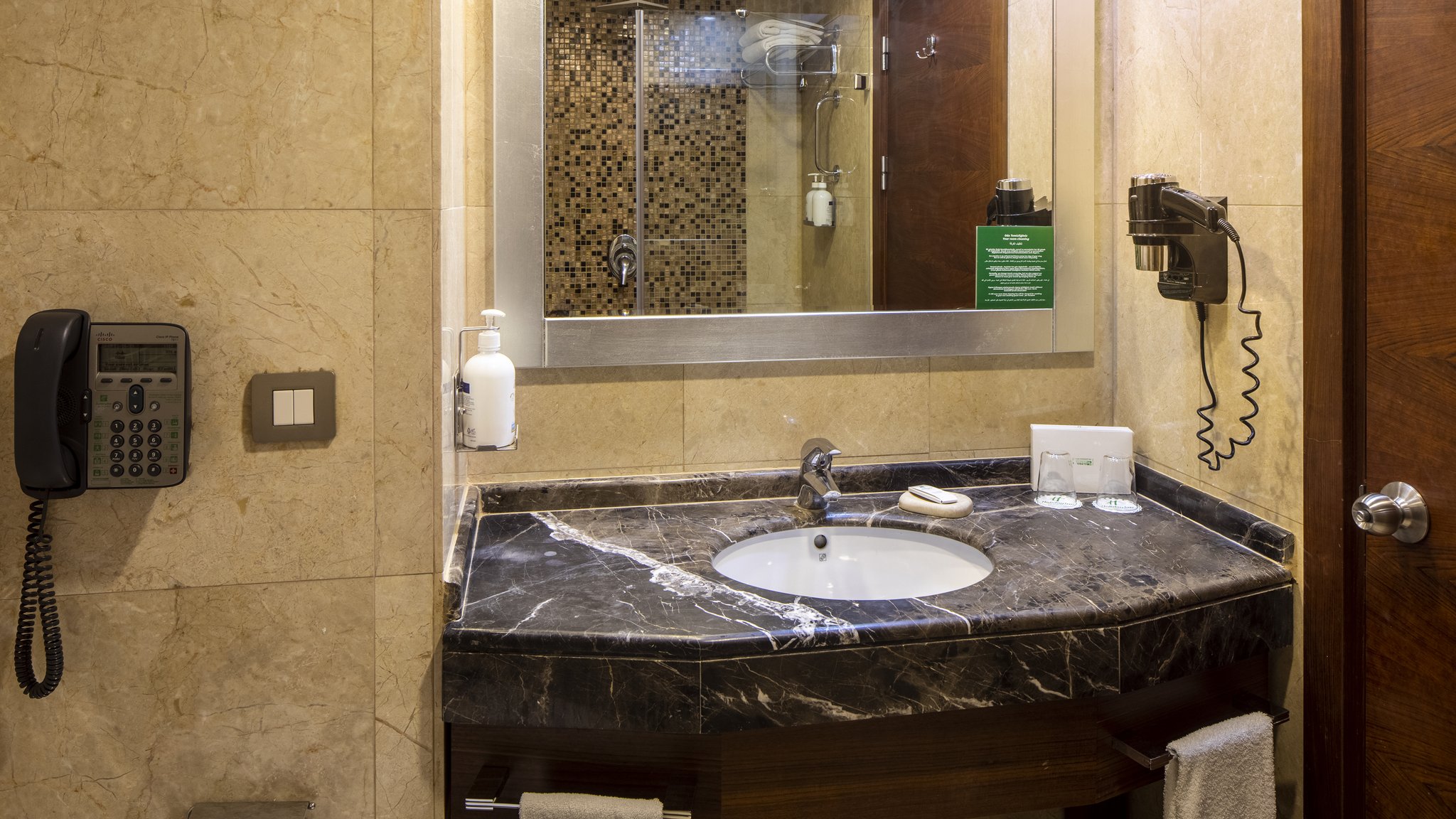 Images Holiday Inn Istanbul - Sisli by IHG