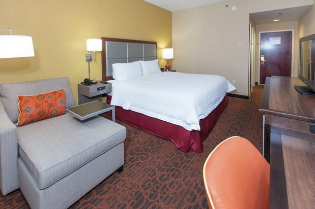 Images Hampton Inn & Suites Jacksonville-Airport