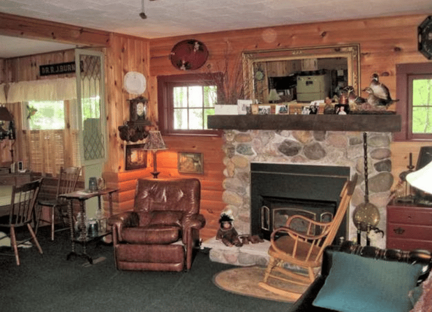 Images Thomas J Lee- Minocqua Realtor