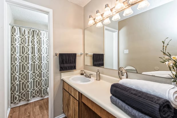Images Abbey Glenn Apartments