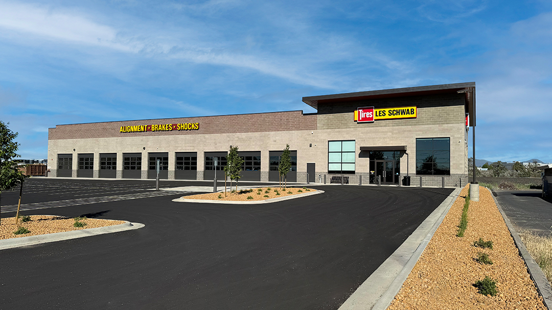 Les Schwab Tire Center