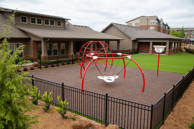 Images Walton Ridge & The Legacy at Walton Ridge (62+)