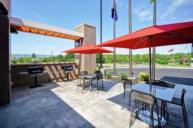 Images Home2 Suites by Hilton Mechanicsburg