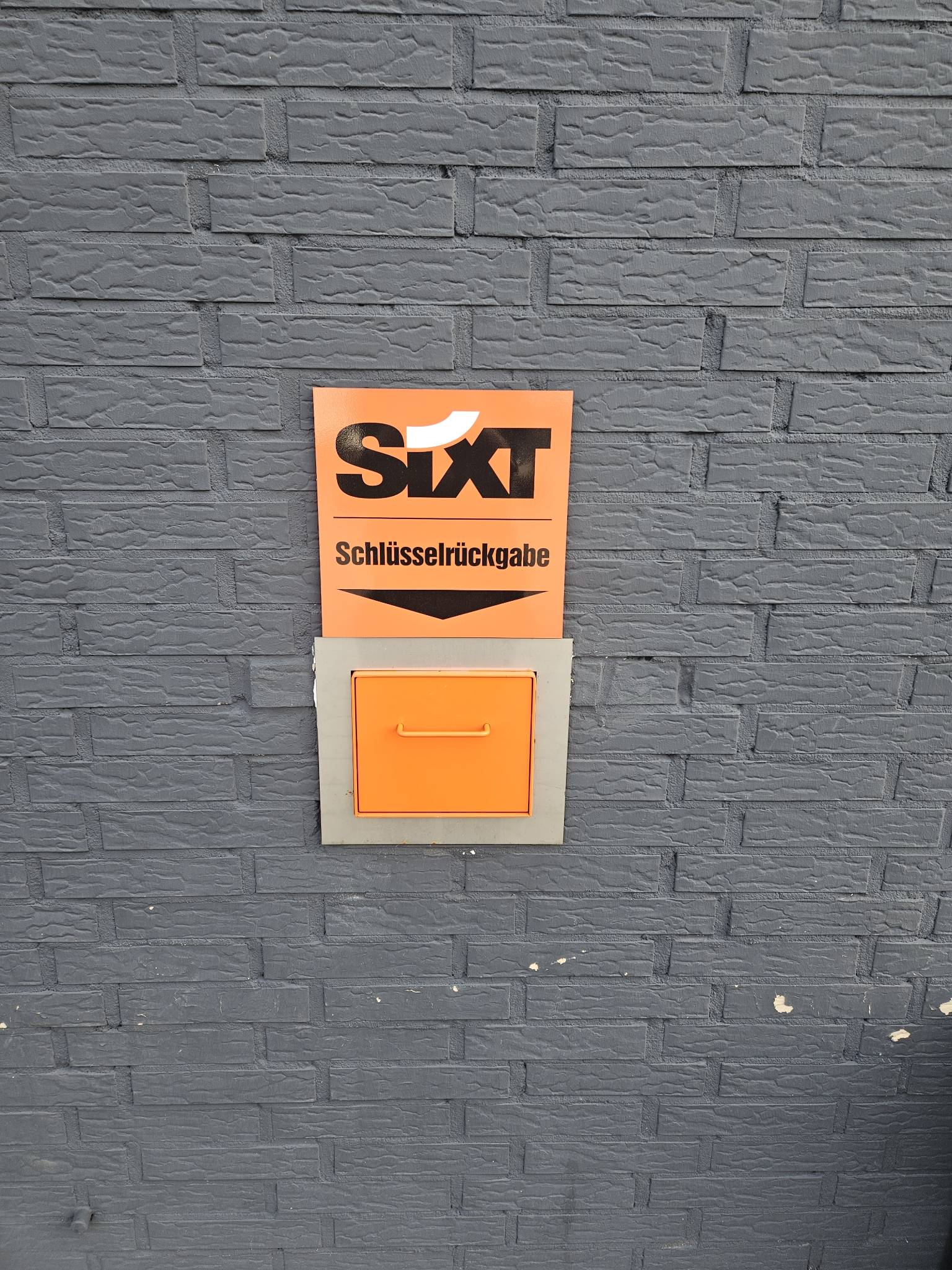 SIXT Truck Center Dortmund, Evinger Straße 21 in Dortmund