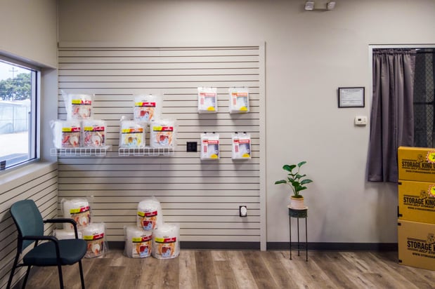 Images Storage King USA