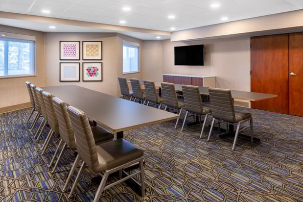 Images Holiday Inn Express & Suites Colorado Springs Airport by IHG