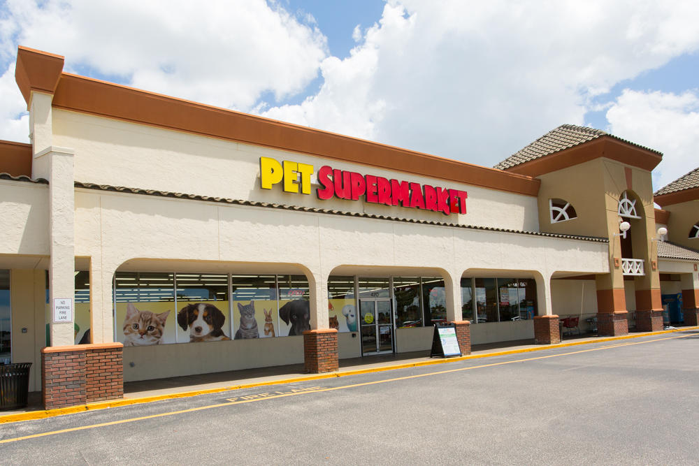 Pet Supermarket at Venice Plaza Shopping Center