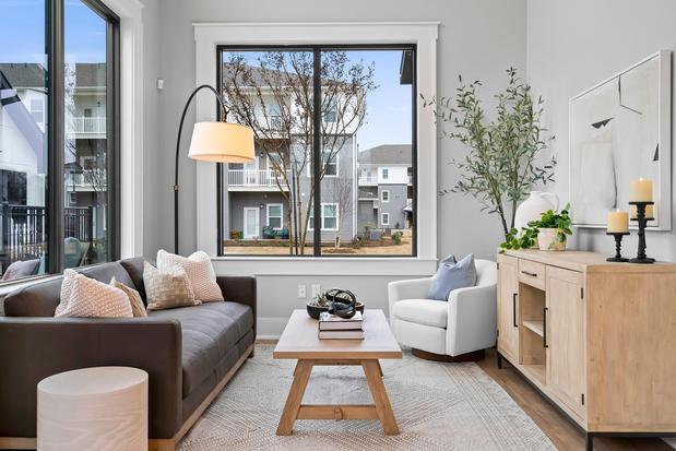 Images Farmhouse at Easley
