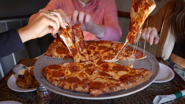 Images Glass Nickel Pizza Co. Waukesha