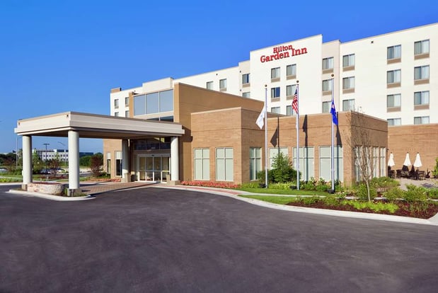 Images Hilton Garden Inn Lake Forest Mettawa