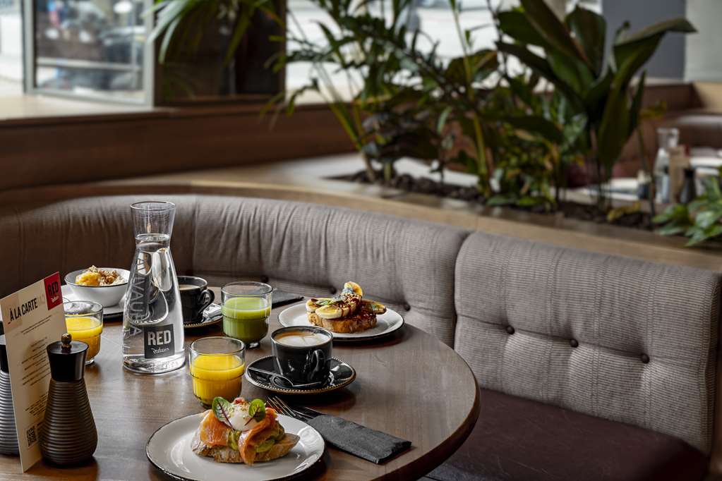 Radisson RED Madrid