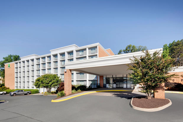 Images Holiday Inn Charlottesville-Univ Area, an IHG Hotel
