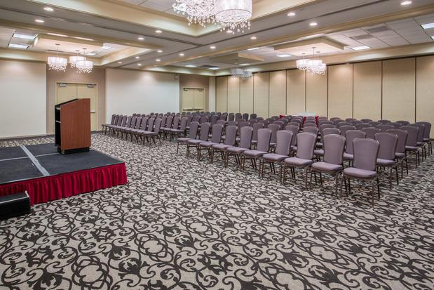 Images Crowne Plaza Phoenix Airport - Phx by IHG