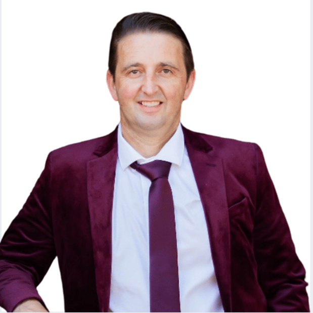Images Olivier Ajdnik, Realtor & Loan Officer
