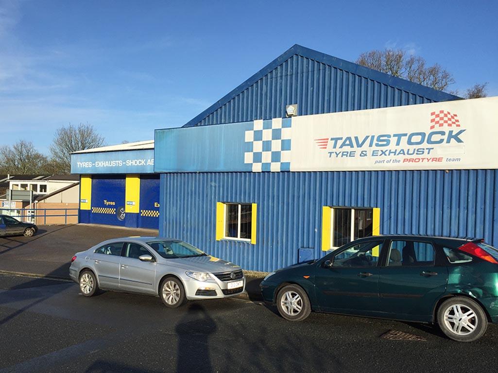 Images Tavistock Tyres - Team Protyre