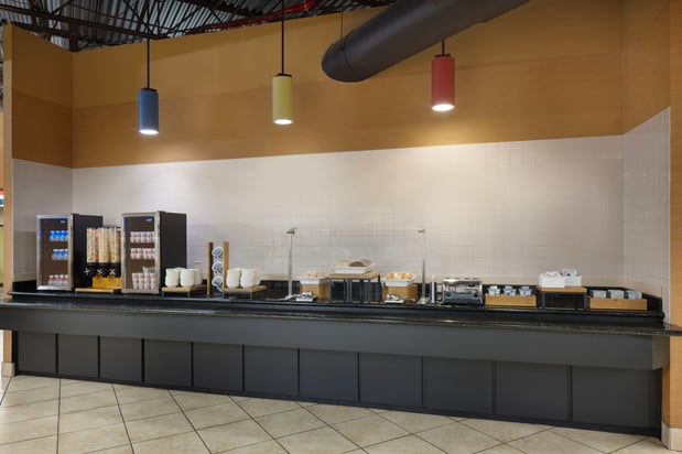 Images Holiday Inn & Suites Orlando SW - Celebration Area by IHG