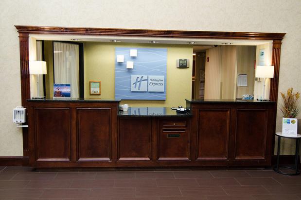 Images Holiday Inn Express & Suites Lexington-Hwy 378, an IHG Hotel