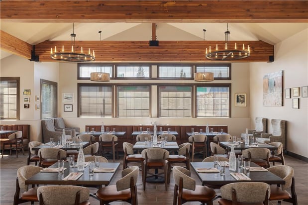 Images Starlite Yellowstone, Tapestry Collection by Hilton