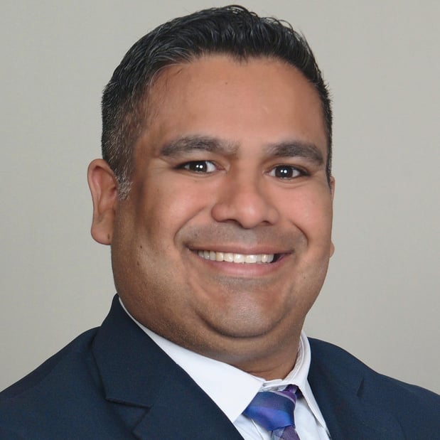 Images Edward Jones - Financial Advisor: Louie Gonzalez