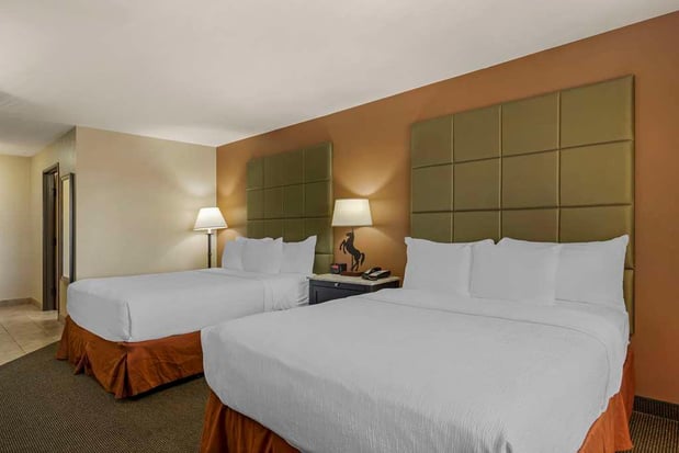 Images Best Western Plus Country Inn & Suites