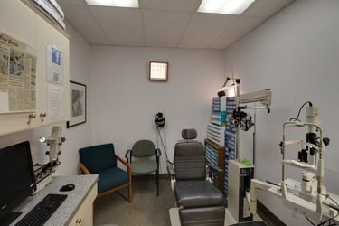 William S. Goldstein, MD Laser Eye Care Center Photo