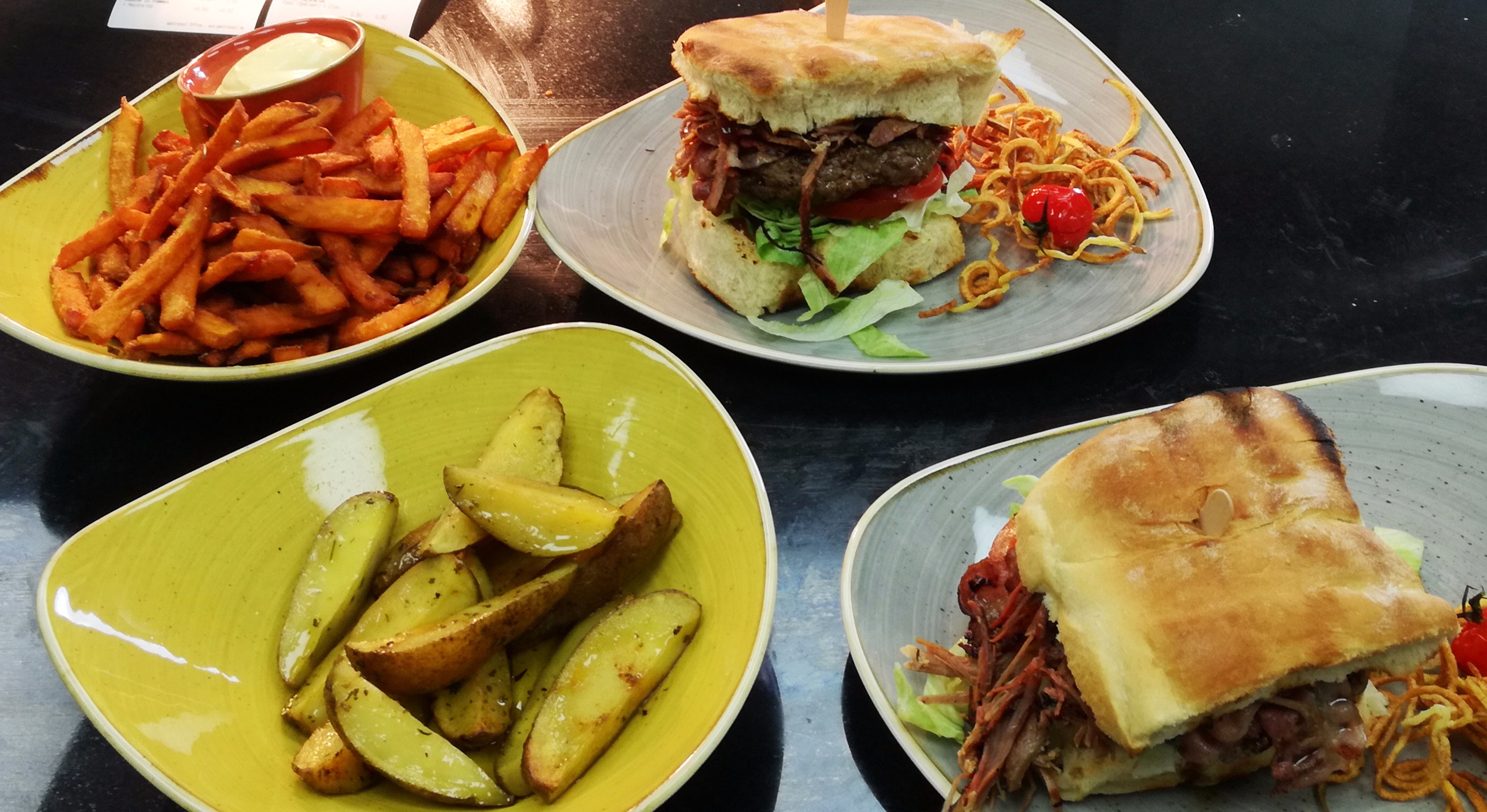 The Orbär's - Bar & Restauarant, Am Hallenbad 8 in Gelnhausen