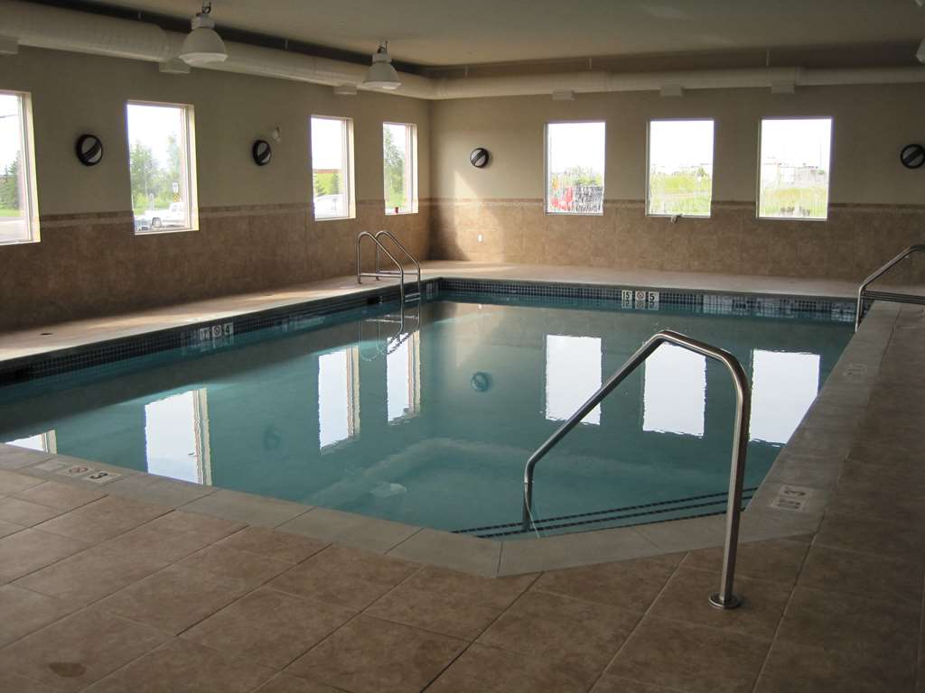 Pool Hampton Inn by Hilton Fort Saskatchewan Fort Saskatchewan (780)997-1001