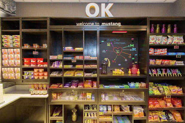 Images Hampton Inn Mustang