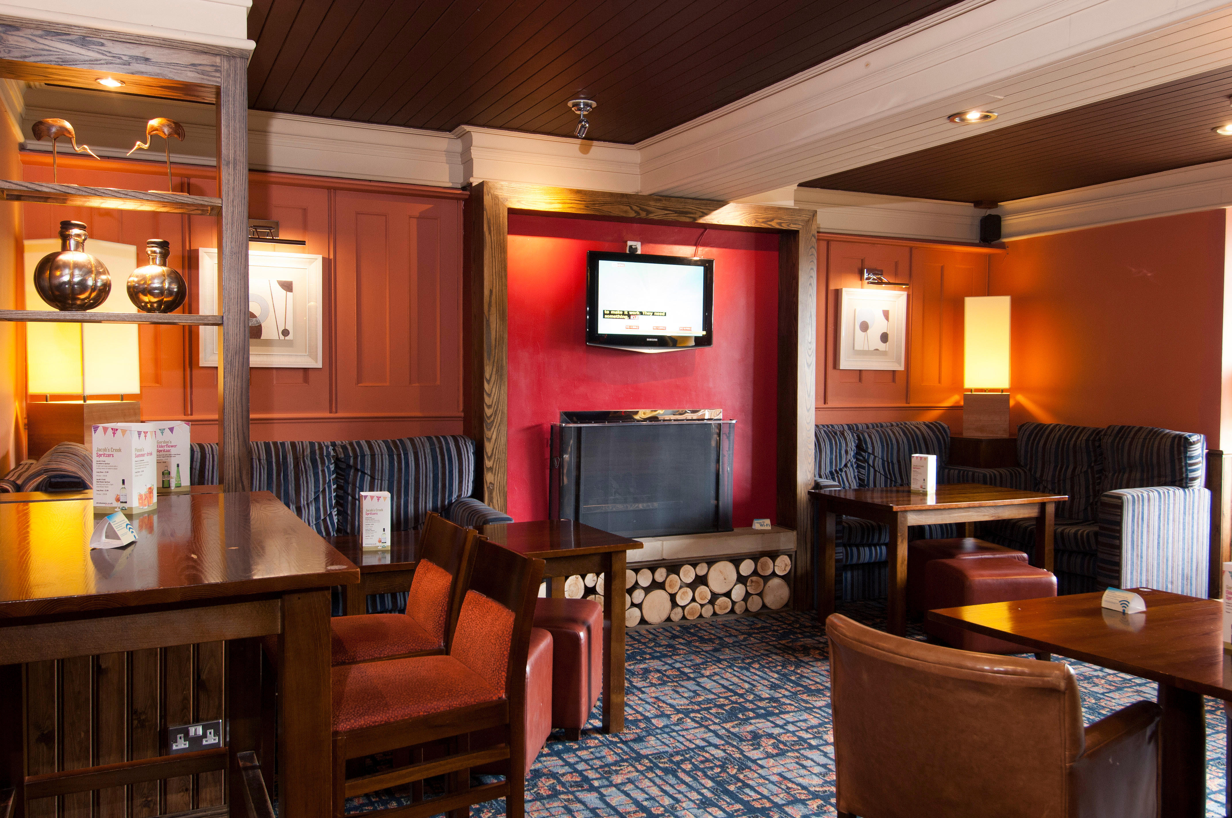 Brewers Fayre restaurant interior Premier Inn Bradford South hotel Bradford 03337 773938