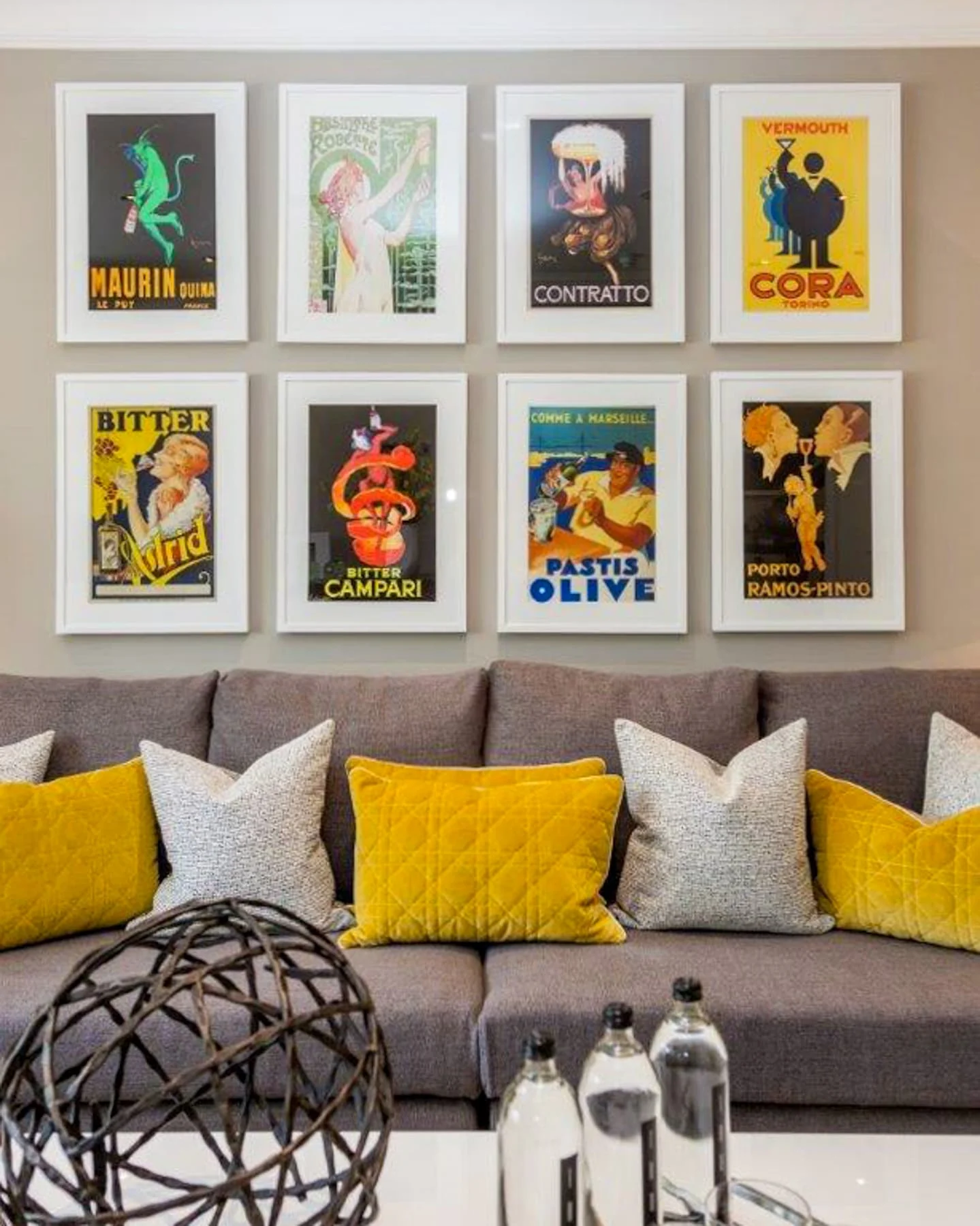 Images Hang it Services Ltd