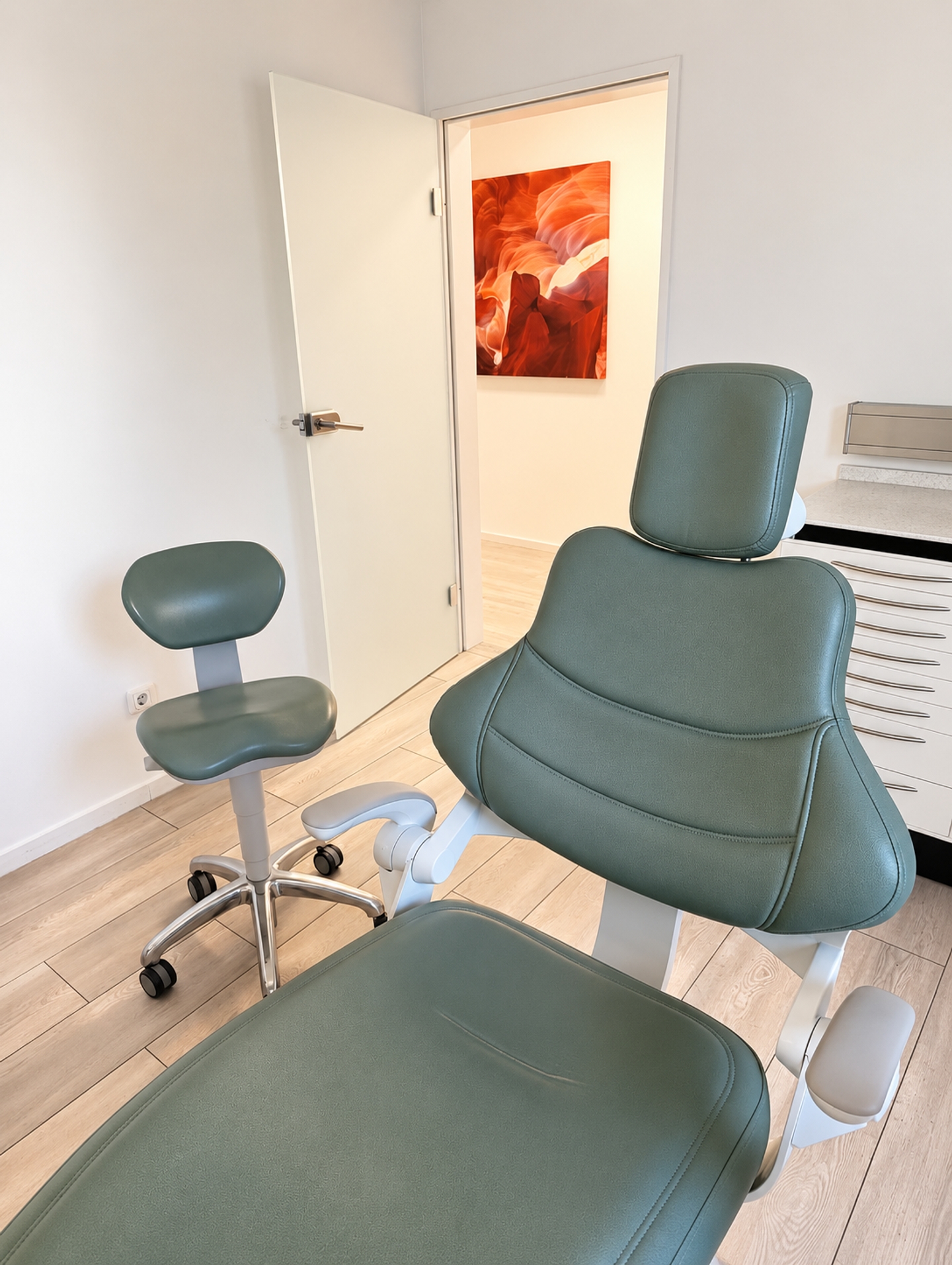 Praxis für Zahnheilkunde Stefan Ertl, Rosenheimer Landstraße 75B in Ottobrunn