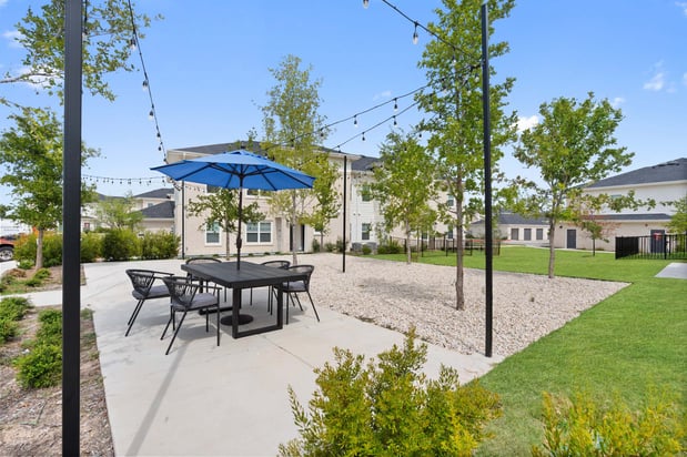 Images Camden Leander Apartments
