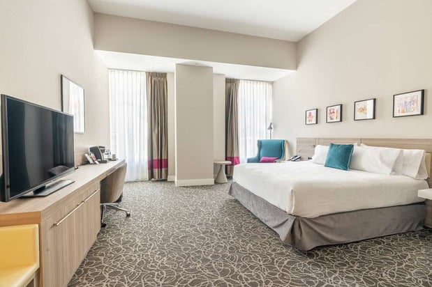 Images Hilton Garden Inn Wichita Downtown