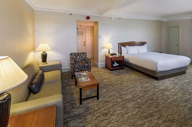 Images Hilton Cincinnati Netherland Plaza