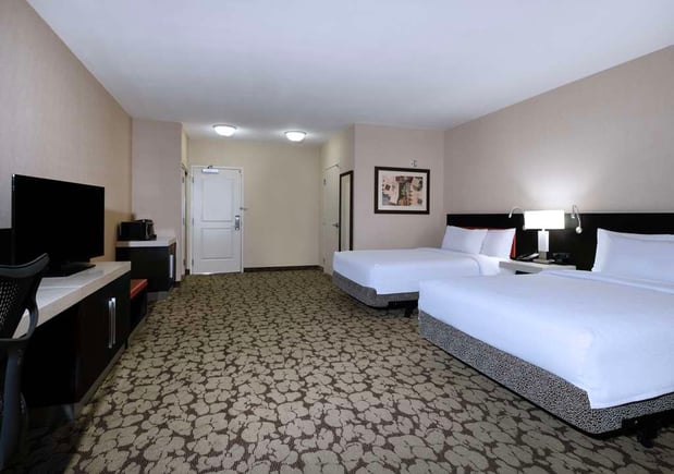 Images Hilton Garden Inn Las Vegas Strip South