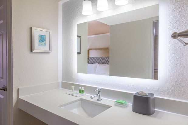 Images Holiday Inn & Suites Boca Raton - North by IHG