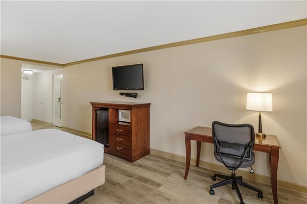 Images Best Western Plus Morristown Inn