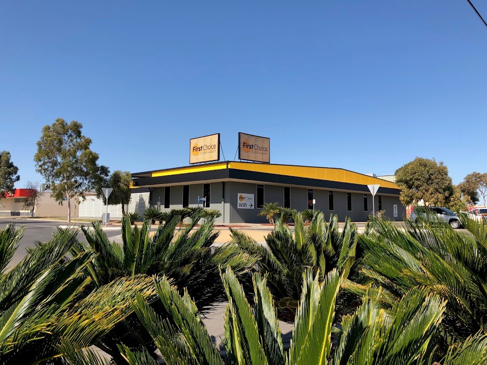 Images First Choice Liquor Market Mildura