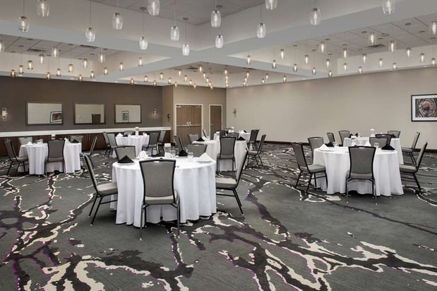 Images Hilton Garden Inn Columbia Airport