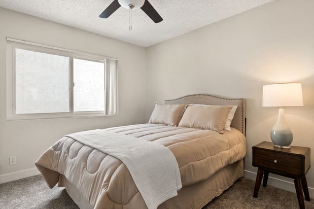 Images Parkway Plaza Apartments